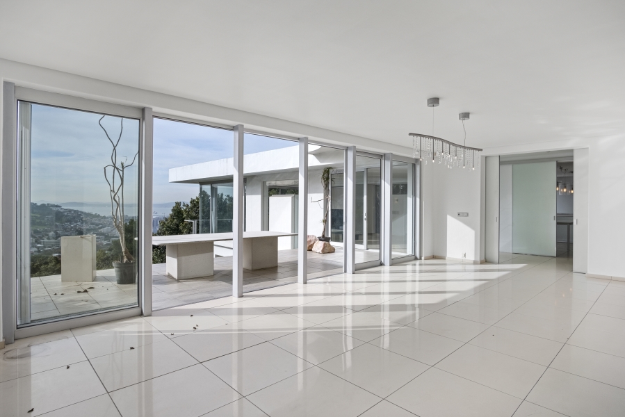 4 Bedroom Property for Sale in Higgovale Western Cape